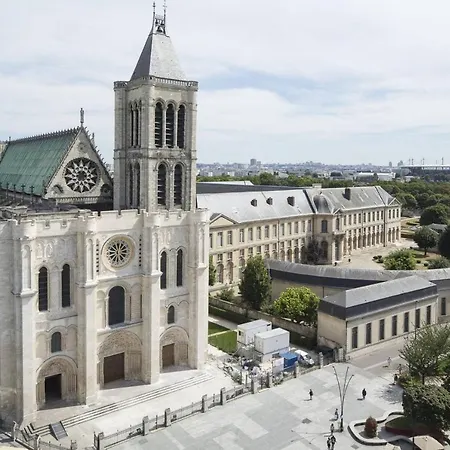 Apartment Superbe Avec Balcon Et Parking Proche Paris
